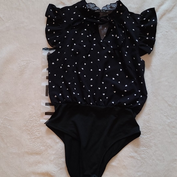 Confetti Heart Tie Neck Bodysuit Size Small - Picture 2 of 6